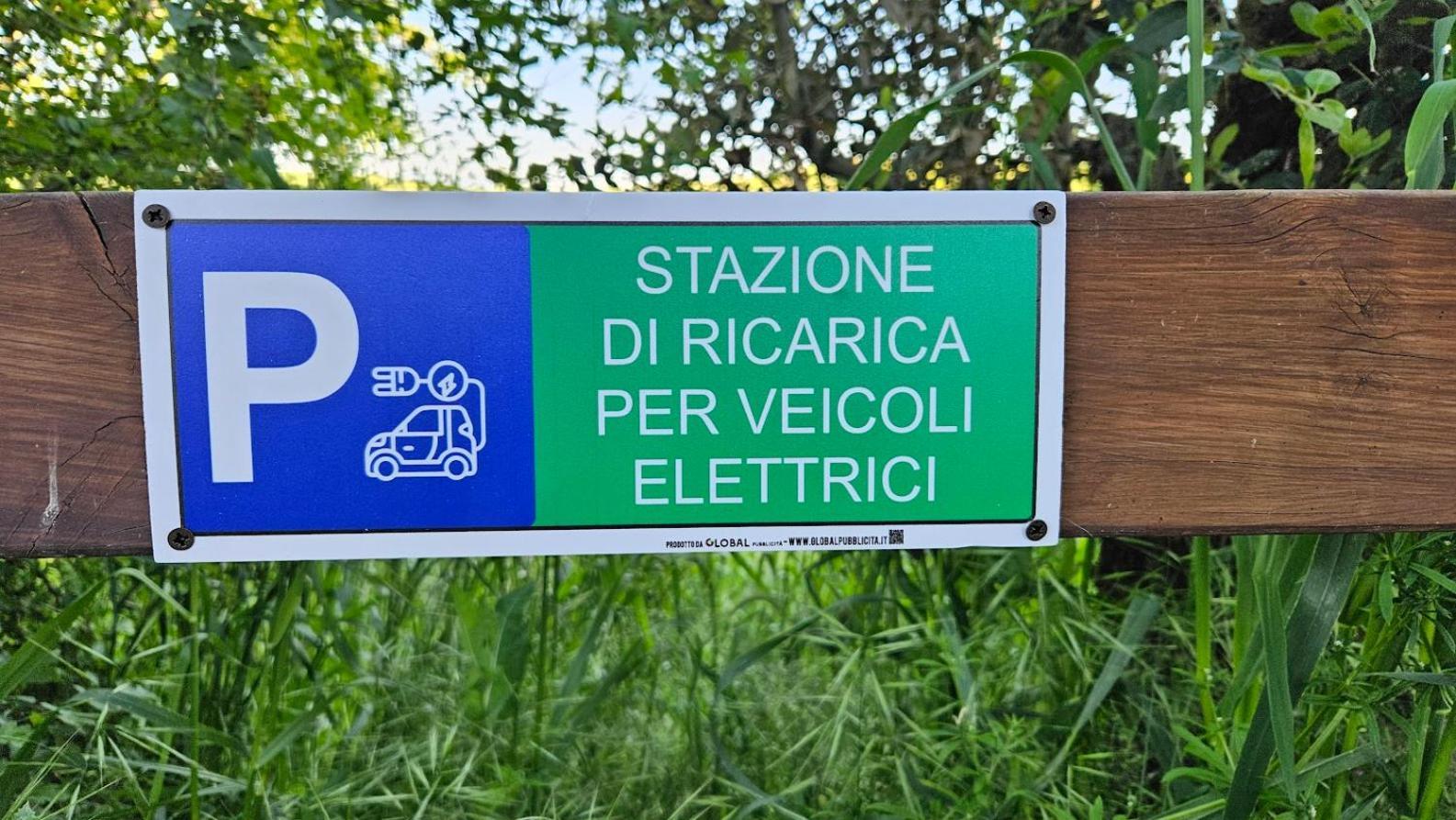 Il Canto Del Sole Monteroni dʼArbia Exteriör bild