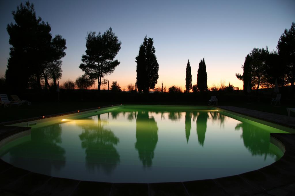 Il Canto Del Sole Monteroni dʼArbia Exteriör bild